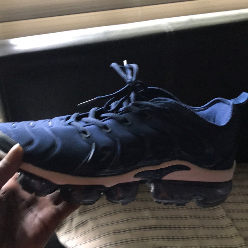 VAPOR Air Max 120$